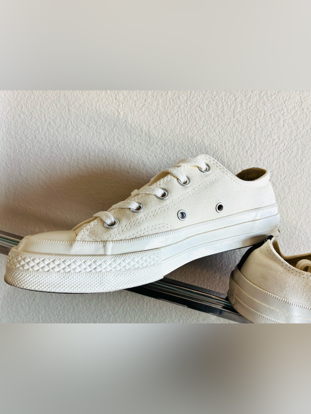 Comme des Garçons PLAY x Converse Chuck 70 Low White -  Men's 4 / Women's 6 - Picture 6 of 7